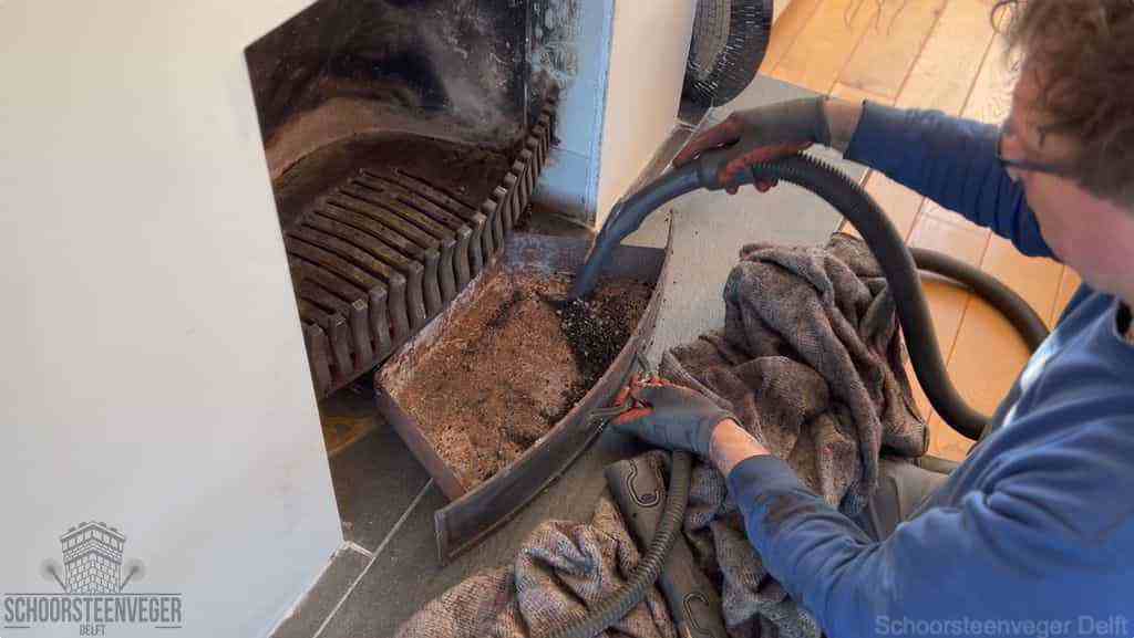 Prijs schoorsteenvegen Delft schouw reinigen Prijs schoorsteenvegen Delft schouw reinigen